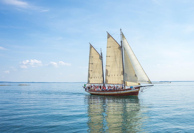 ship, boat, lake, sailing boat, italy, sea, boating, vessel, sailing ship, travel, water, transport, nature, nautical, sail boat, sail, sailing, ship, ship, ship, ship, ship, boat, boat, boat, boat